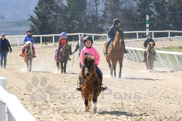 23 Pony Racing around the track-5232