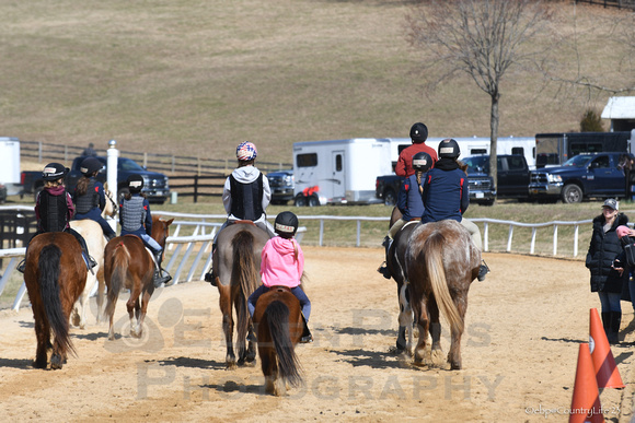 23 Pony Racing around the track-5381